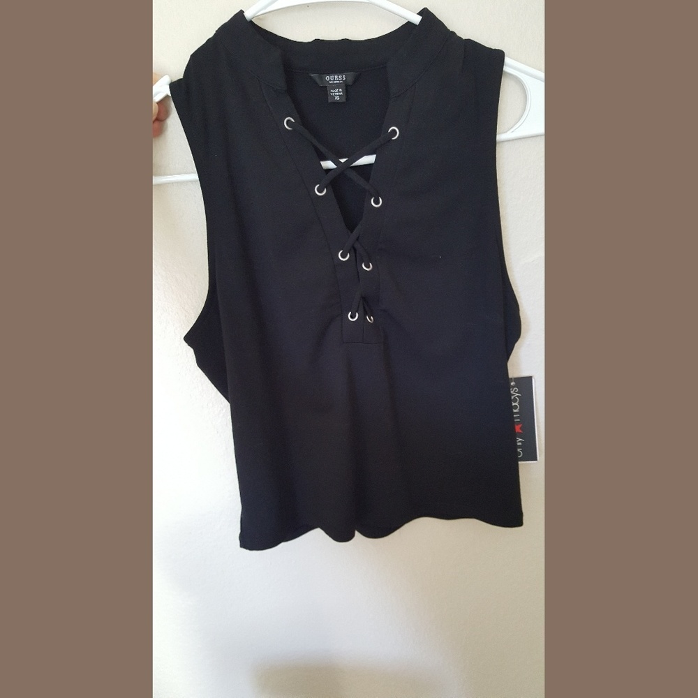Guess crop